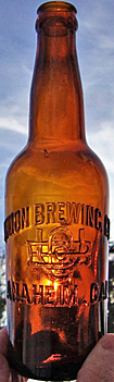 UNION BREWING COMPANY EMBOSSED BEER BOTTLE