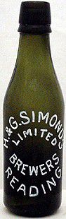 G. SIMONDS LIMITED BREWERS EMBOSSED BEER BOTTLE