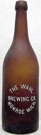 THE WAHL BREWING COMPANY EMBOSSED BEER BOTTLE