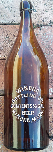 WINONA BOTTLING COMPANY BEER EMBOSSED BEER BOTTLE
