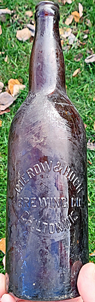 GIEROW & HOCH BREWING COMPANY EMBOSSED BEER BOTTLE