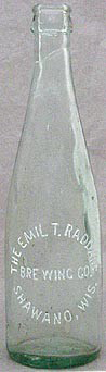 THE EMIL T. RADDANT BREWING COMPANY EMBOSSED BEER BOTTLE
