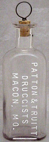 PATTON & TRUITT DRUGGISTS MACON MISSOURI MEDICINE BOTTLE